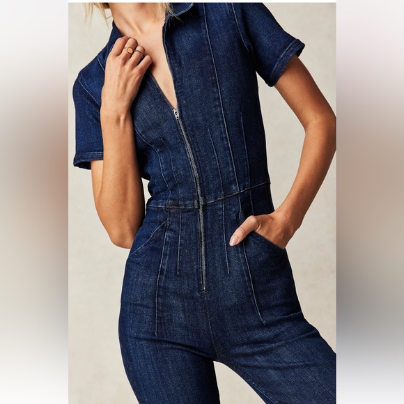 Free People Women's Jayde Flare Jumpsuit Dark Indigo Denim with Flare large - Picture 2 of 7